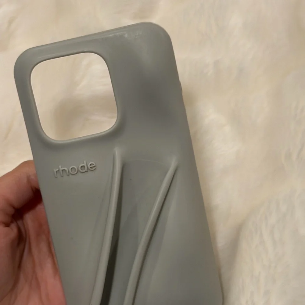 RHODE Grey iPhone 17 Pro Case